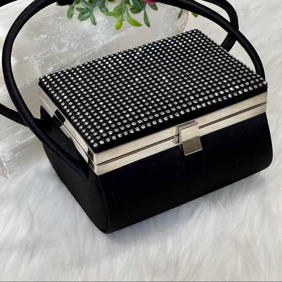 🌟🌟SOLD🌟💐LA REGALE EVENING BAG vintage UNIQUE CRYSTAL topped SQUARE shaped - Picture 3 of 14